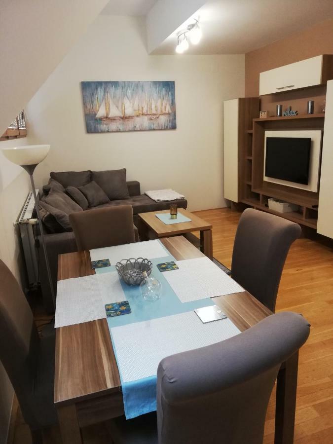 Appartement Apartman Florijan à Varaždin Extérieur photo
