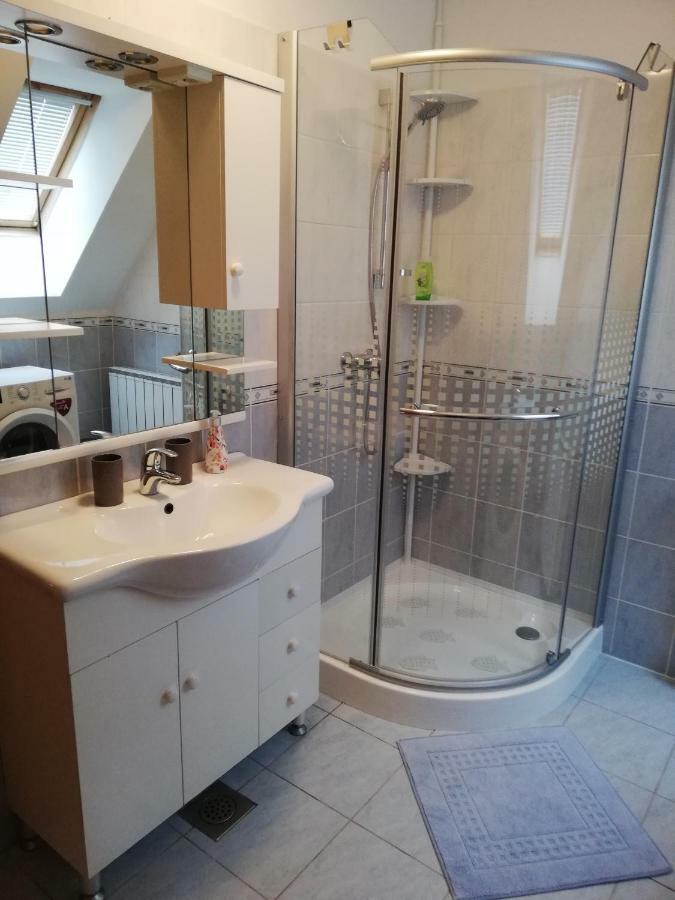 Appartement Apartman Florijan à Varaždin Extérieur photo