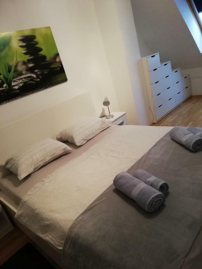 Appartement Apartman Florijan à Varaždin Extérieur photo